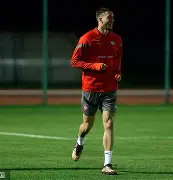 爱游戏-塞尔维亚球队逆风翻盘，晋级淘汰赛  第2张